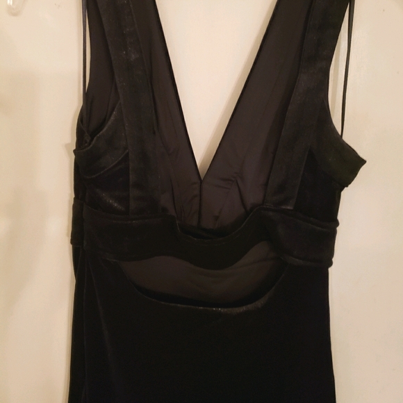 GUESS Black Velvet Mini Dress - Picture 4 of 8